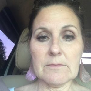 Meet your Posher, Angie